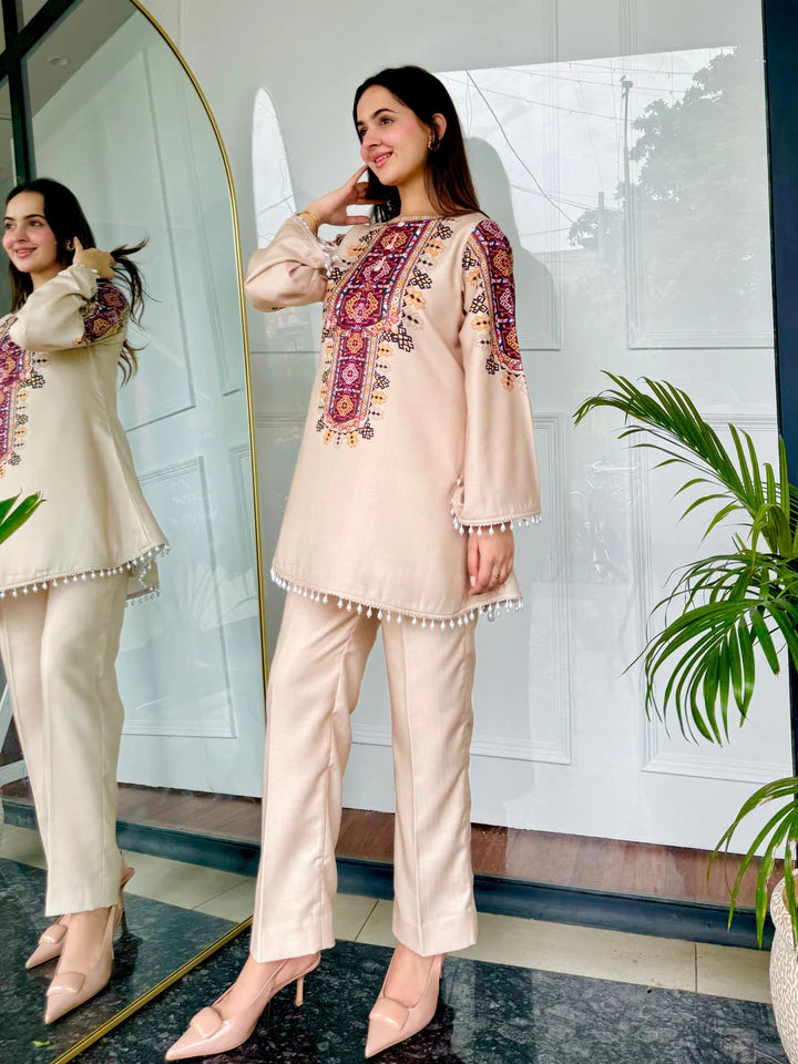 Mehr-e-Nazuk – 2 Piece Kurti Set