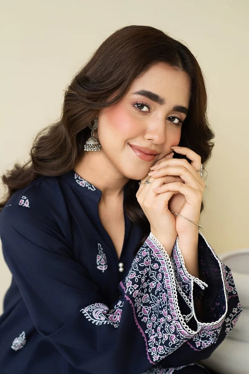 NIDA – Luxury Embroidered 2-Piece Set (Stitched)