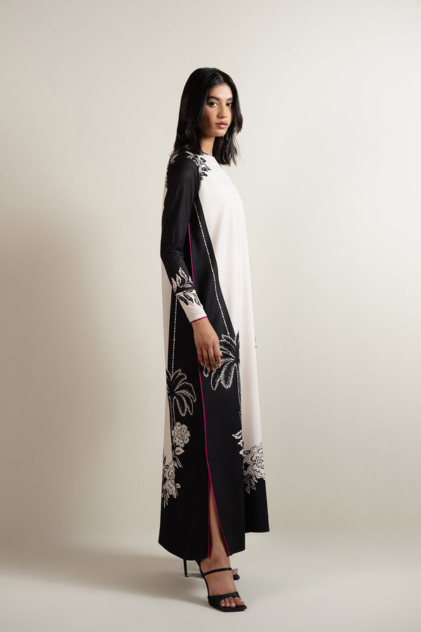 Arqai Dress