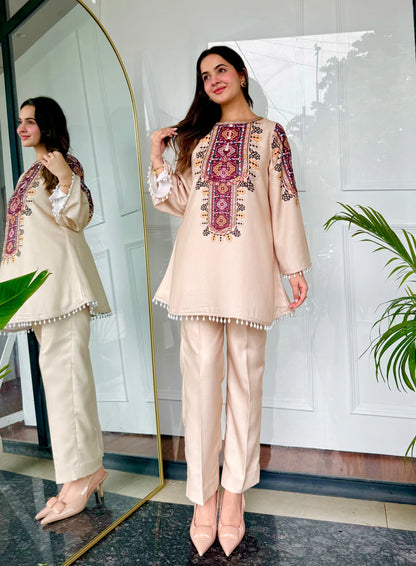 Mehr-e-Nazuk – 2 Piece Kurti Set