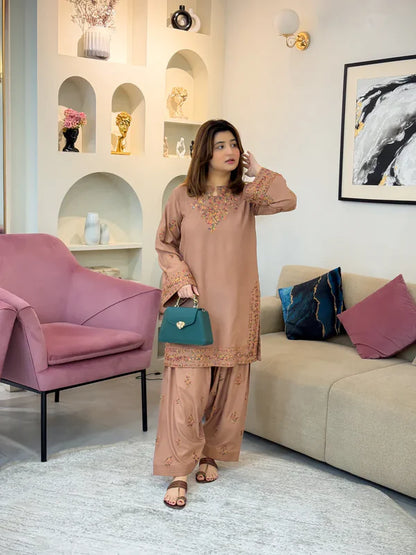 Hooriya 2pc – Elegant and Stylish Women’s Two-Piece