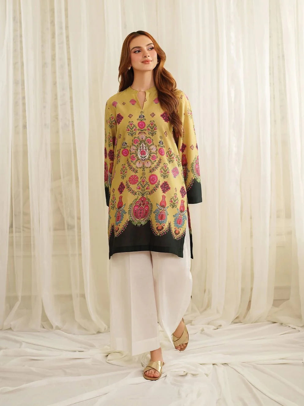 Arwa – Golden Bloom Digital Printed Co-Ord Set