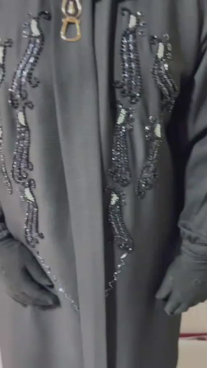 Traditional abaya 101