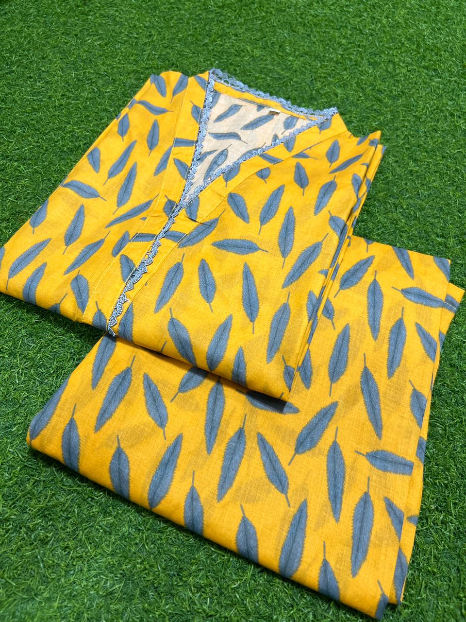 2pcs yellow pret lawn